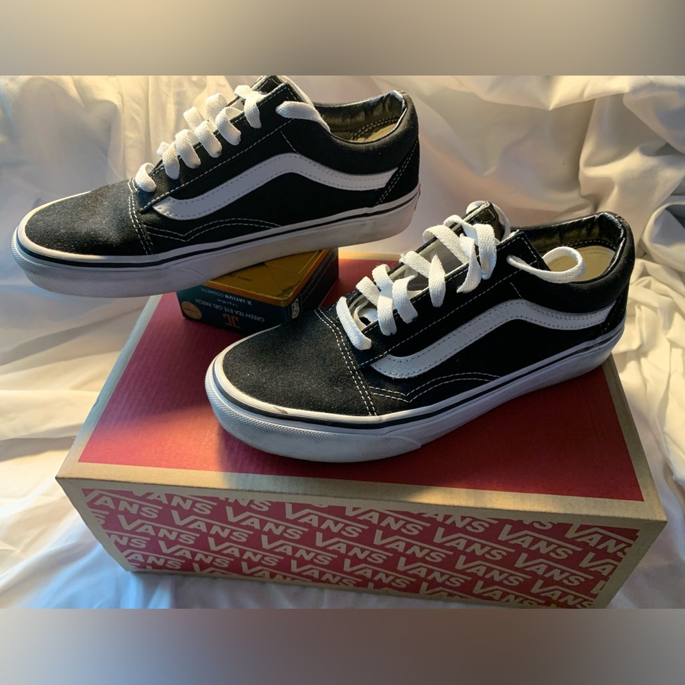Vans Black/White